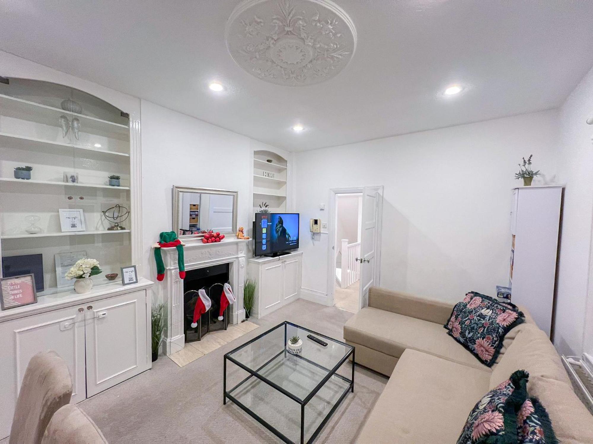Lovely 3 Bedroom Maisonette With Private Roof Terrace In Hammersmith ลอนดอน ภายนอก รูปภาพ